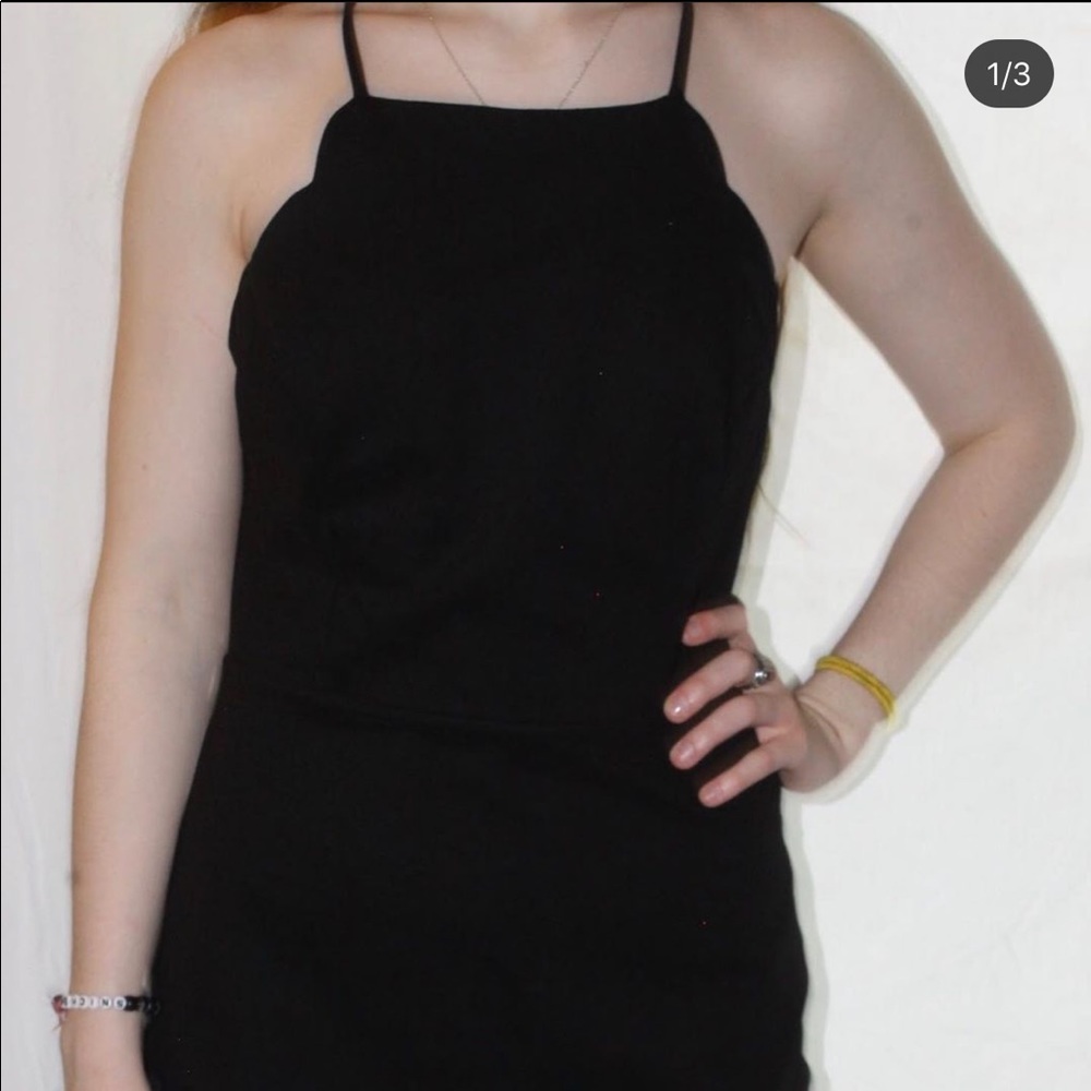 Lulus body con black dress open cross back